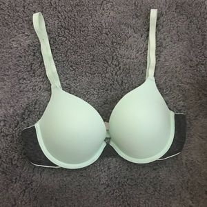 Victoria’s Secret PINK Wear Everywhere Push Up Bra